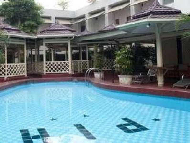 Hotel Pardede International Medan Extérieur photo